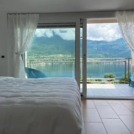 Le Terrazze Sul Di Apartment *