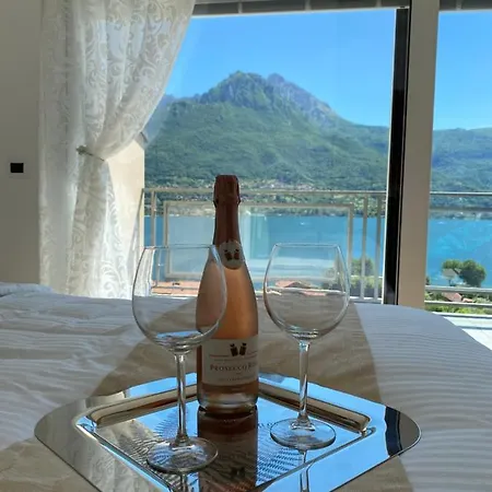 Le Terrazze Sul Di Apartment